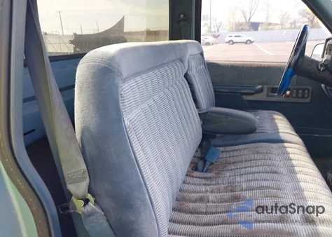 1990 GMC Sierra C1500 из США, поврежденный, VIN 1GTDC14K5LZ554340